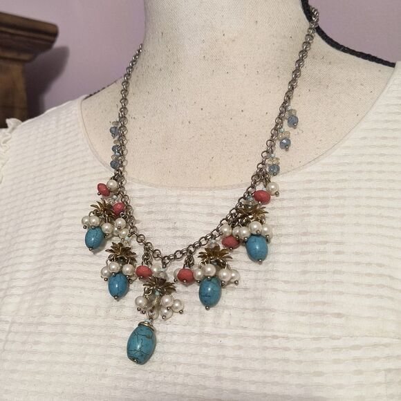 Talbots Cluster Fringe Statement Necklace Howlite Turquoise Pearls - Picture 2 of 7